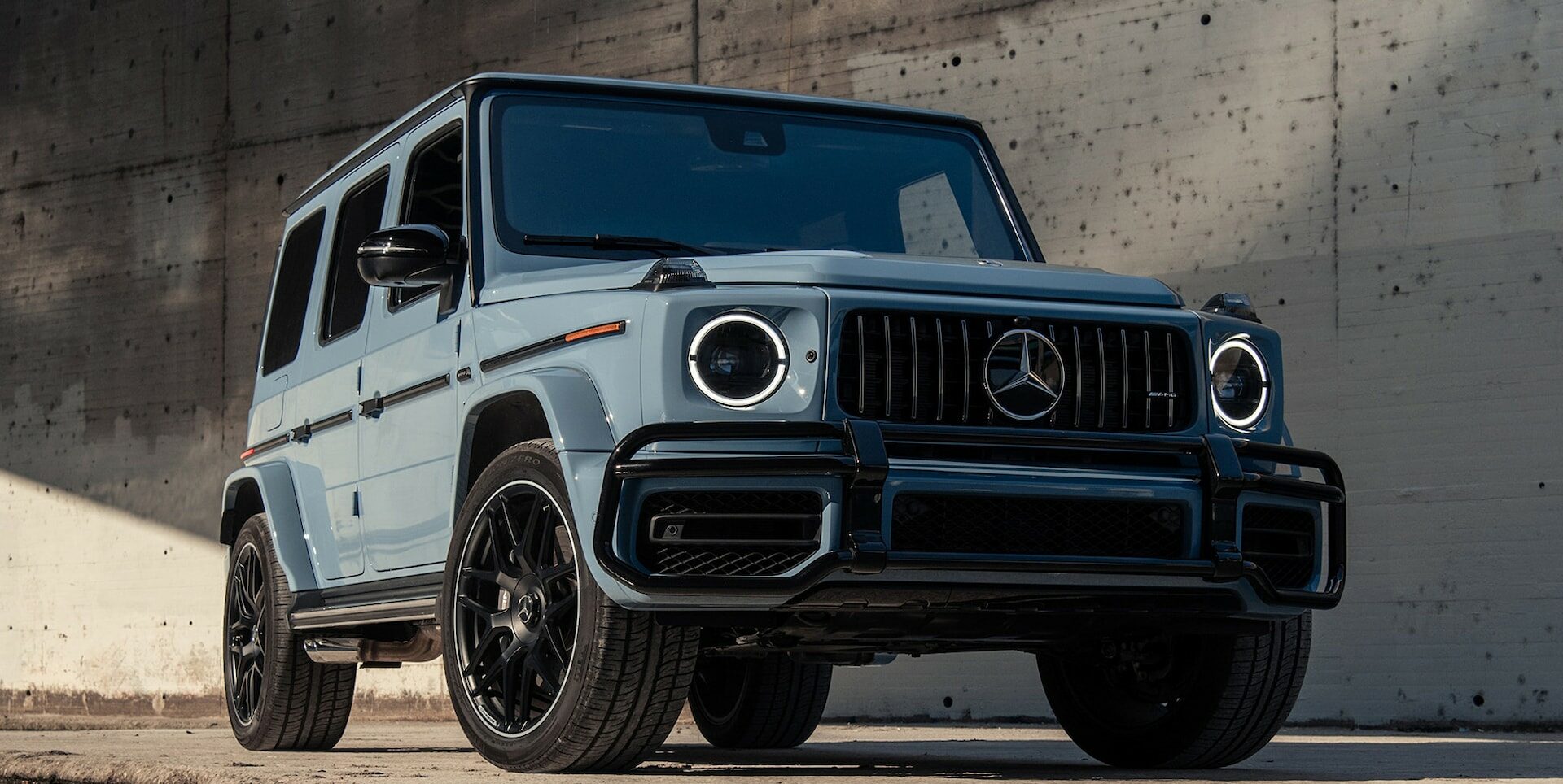 2022-Mercedes-Benz-G-Class-AMG-G63-22-e1675439902997